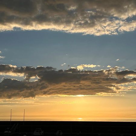 Mon Balcon Face A La Mer - Les Marinas Deauville Exteriör bild