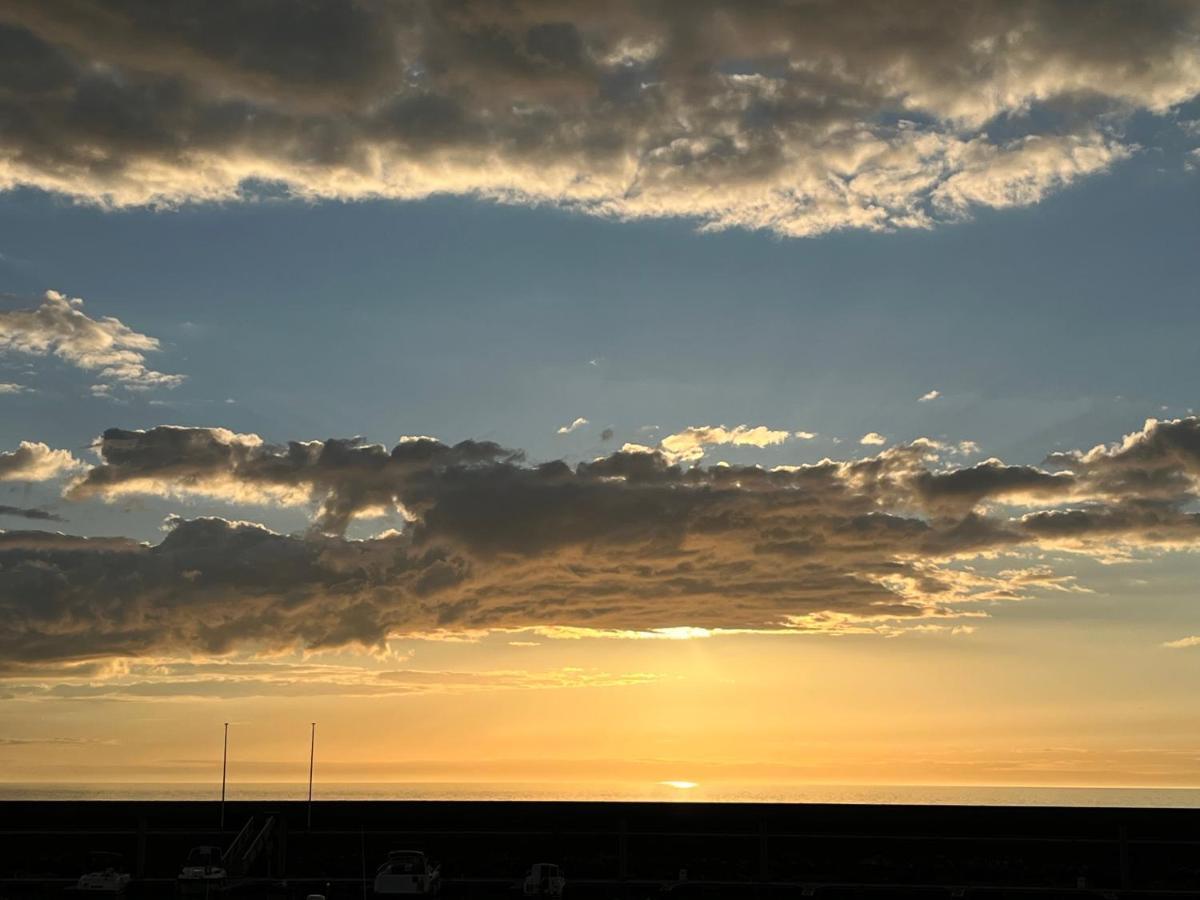 Mon Balcon Face A La Mer - Les Marinas Deauville Exteriör bild